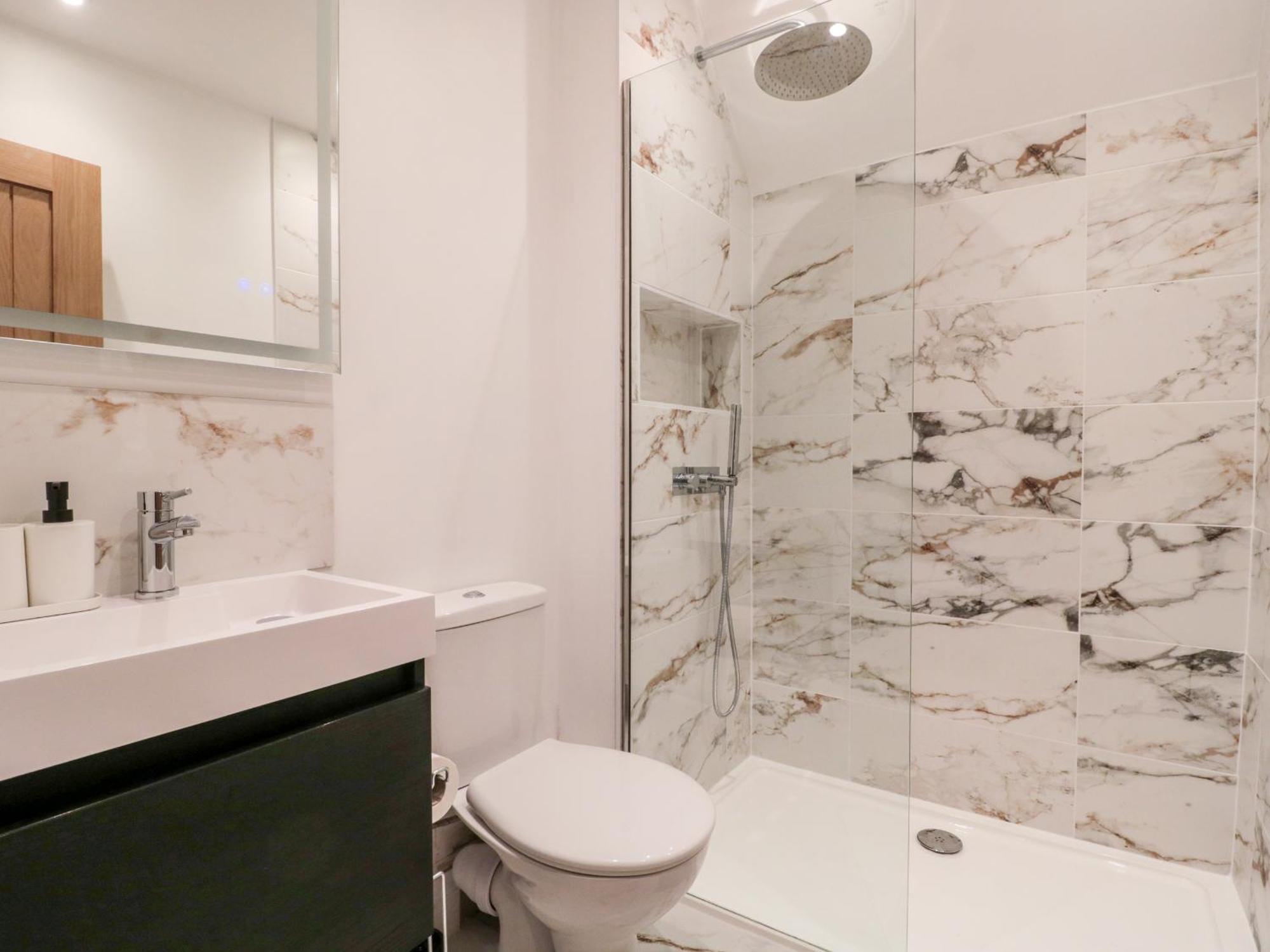 Purbeck Hotel Apartments - Flat 6 Swanage Exteriör bild